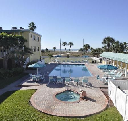 Treasure Island Beach Club 727-360-7096 セント・ピート・ビーチ エクステリア 写真