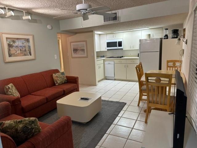 Treasure Island Beach Club 727-360-7096 セント・ピート・ビーチ エクステリア 写真